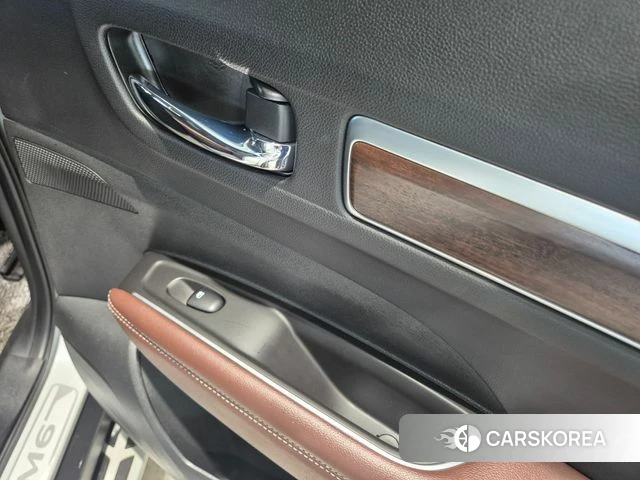 Renault Korea (Samsung) The New QM6 id 3813491 из Кореи 8