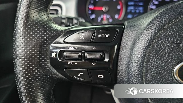 Kia Stonic id 4924074 из Кореи 8