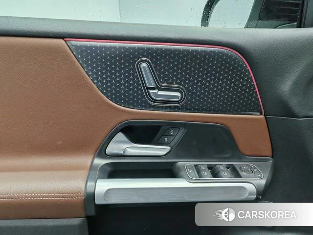 Mercedes-Benz GLB id 4297231 из Китая 8