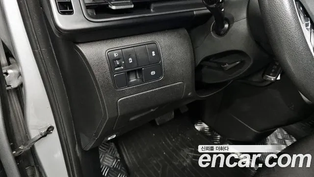 Hyundai Staria id 2950437 из Кореи 8