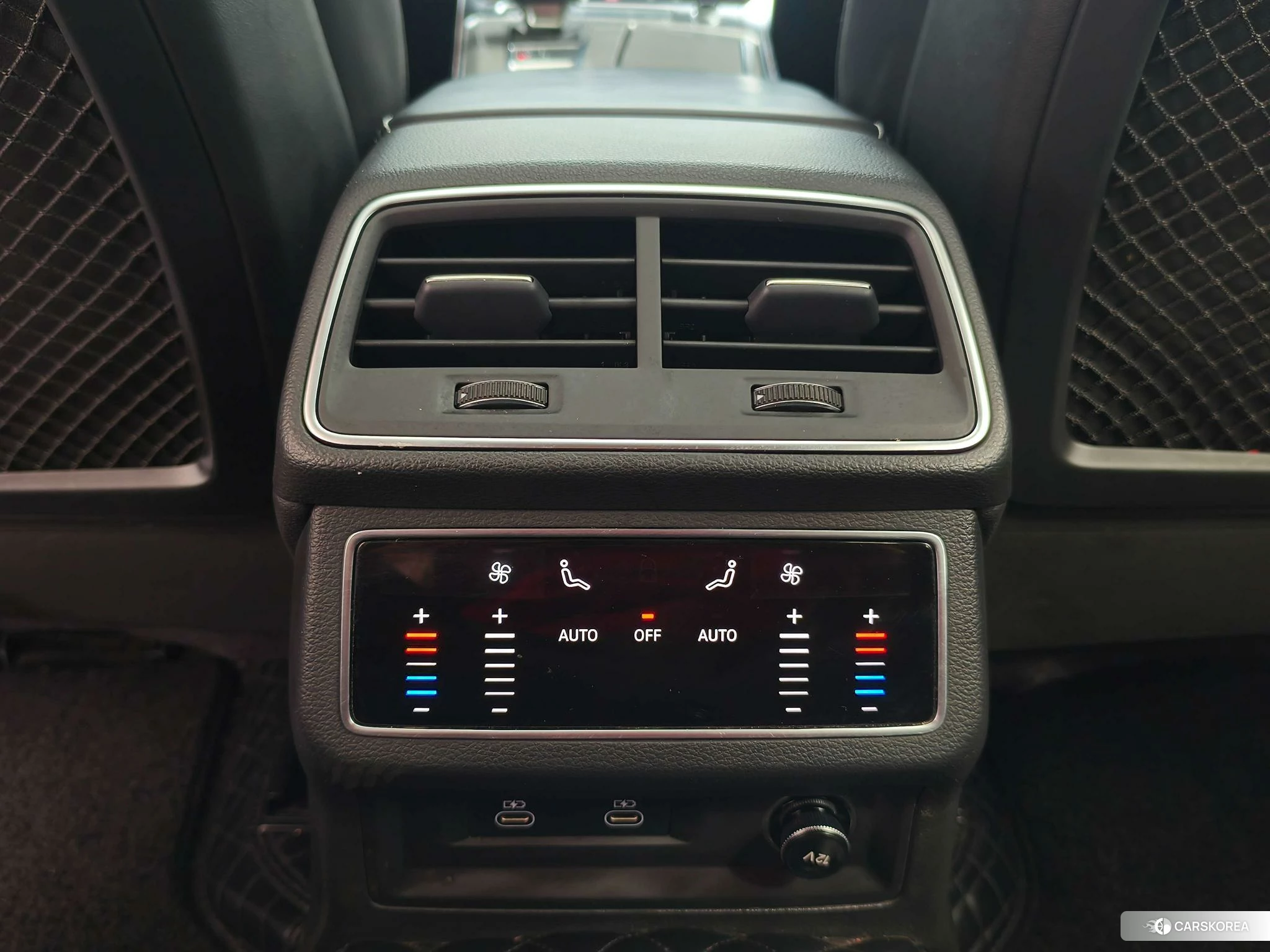 Audi A6L id 4513842 из Китая 8