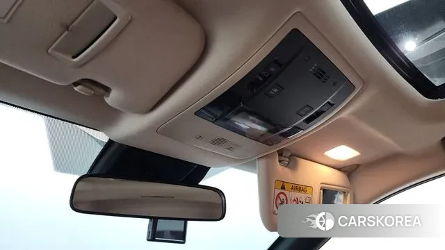 Lexus UX250h id 3656392 из Кореи 8