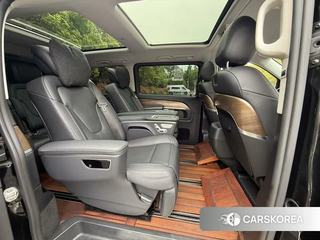 Mercedes-Benz V-class id 4254537 из Китая 8