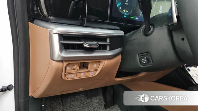 Hyundai Grandeur Hybrid (GN7) id 4607774 из Кореи 8