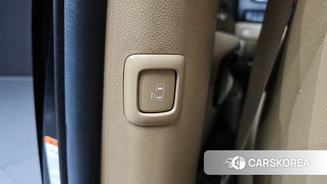 Kia The New Carnival id 4620411 из Кореи 8