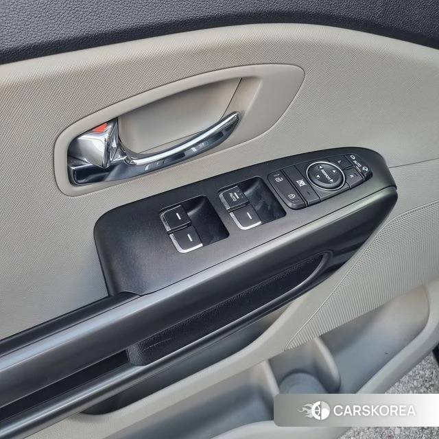 Kia The New Carnival id 4511728 из Кореи 8