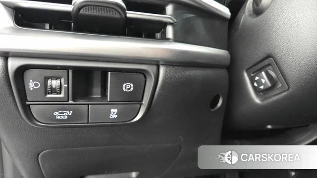 Hyundai Grandeur (GN7) id 3883379 из Кореи 8