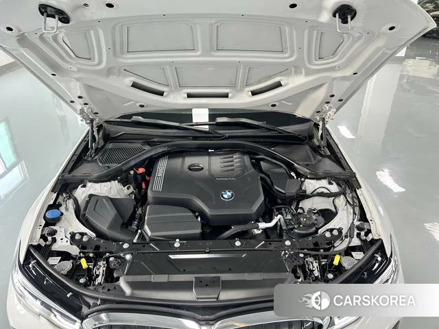 BMW 3 series id 4274645 из Китая 8