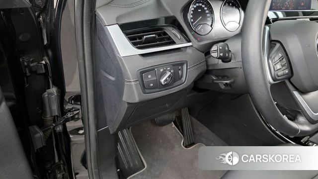 BMW X1 (F48) id 4186970 из Кореи 8