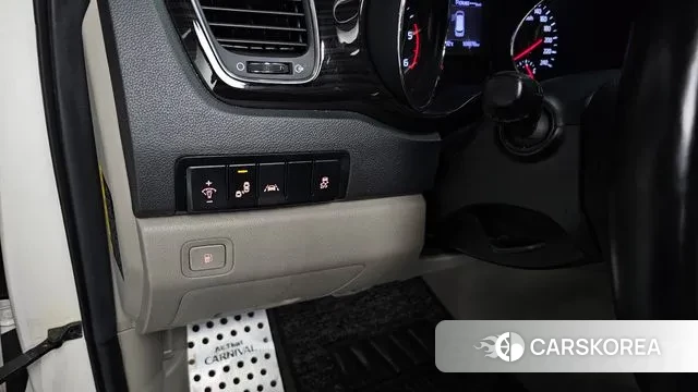 Kia The New Carnival id 2995369 из Кореи 8