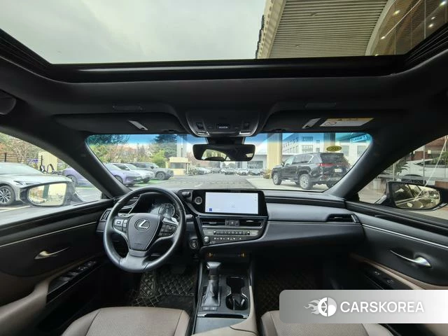 Lexus ES id 4279027 из Китая 8