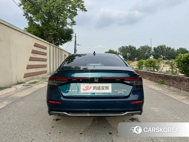 Honda Accord id 4359672 из Китая 8