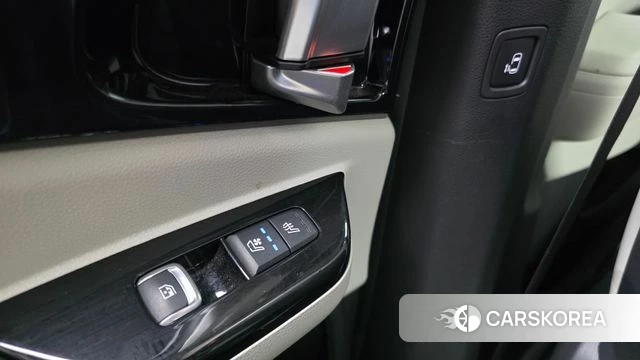 Kia Carnival 4th generation id 4656350 из Кореи 8