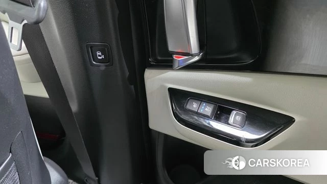 Kia Carnival 4th generation id 3860430 из Кореи 8