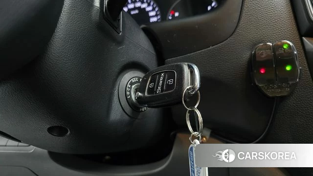 Hyundai The New Grand Starex id 4663072 из Кореи 8