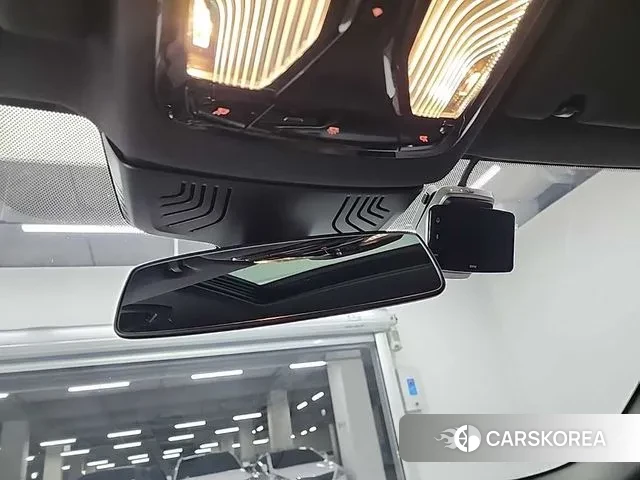 BMW 5 Series (G30) id 3383509 из Кореи 8