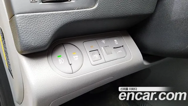 Hyundai The New Grand Starex id 2338715 из Кореи 8