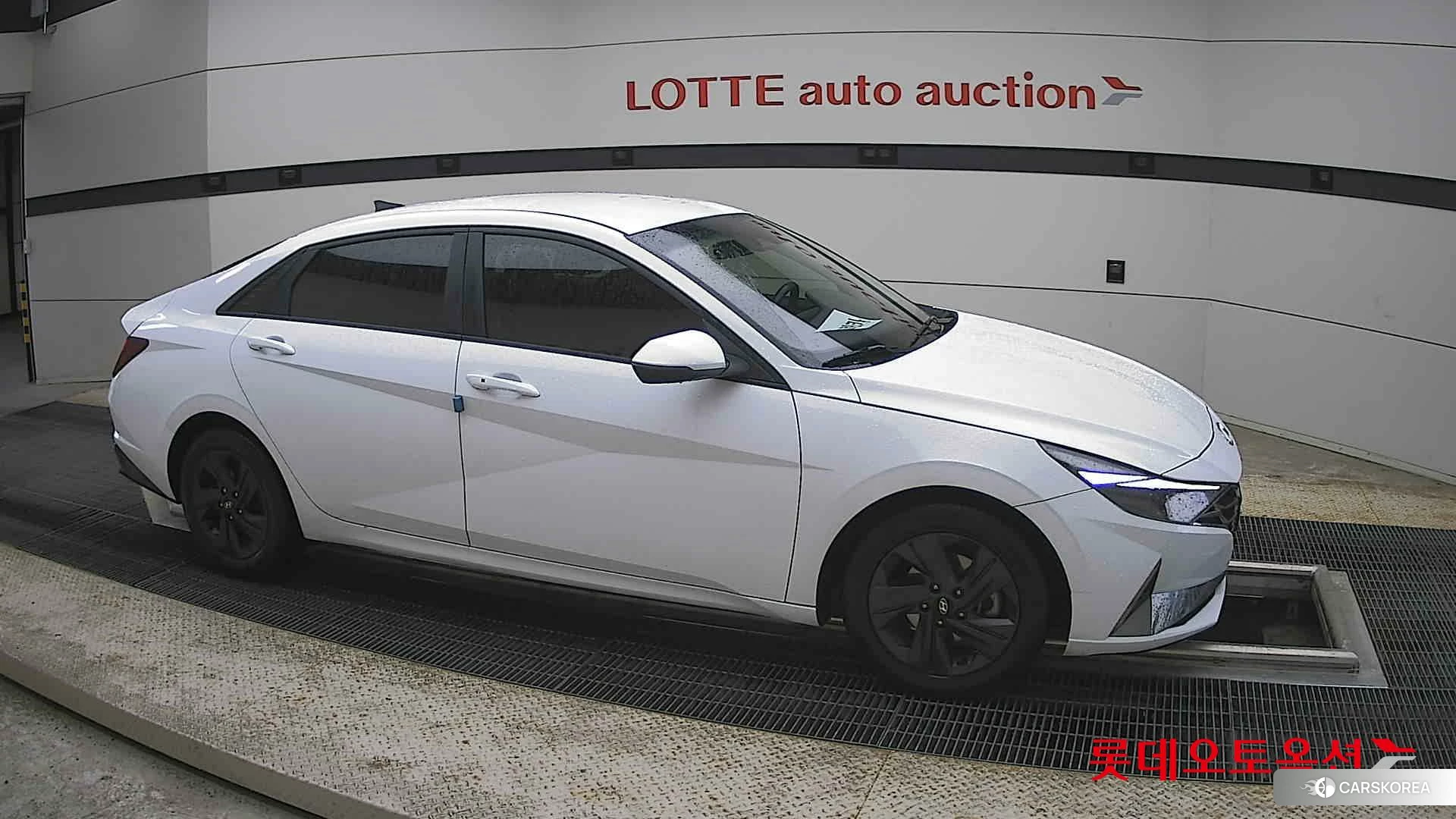 Hyundai Avante Hybrid id 4352318 из Кореи 8