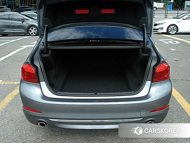 BMW 5 Series (G30) id 4563392 из Кореи 8