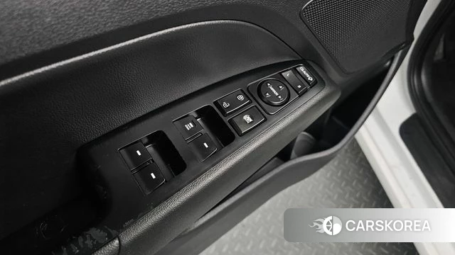 Hyundai Avante AD id 4378068 из Кореи 8