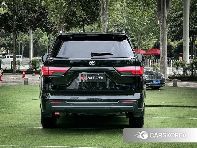 Toyota Sequoia id 4257245 из Китая 8