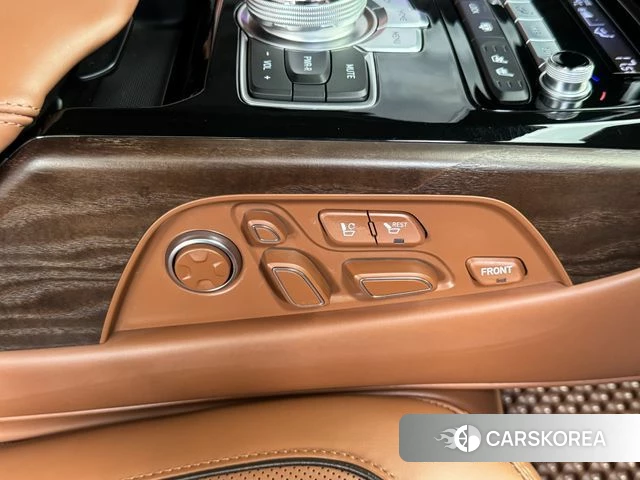 Genesis G90 id 4750890 из Кореи 8