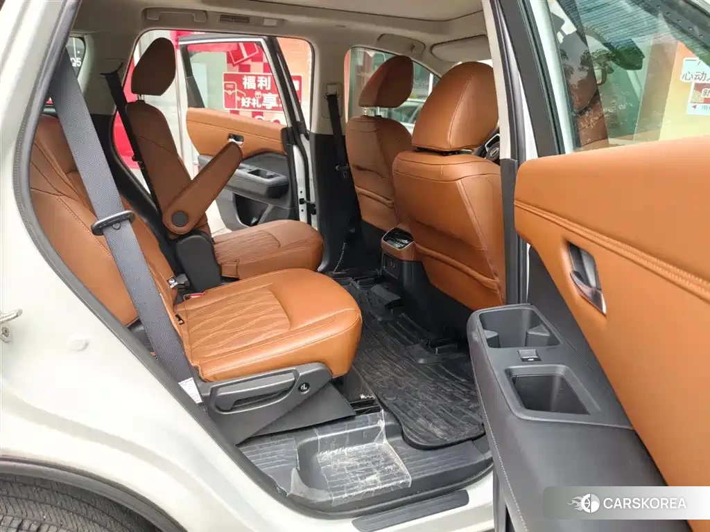 Nissan Pathfinder id 4548415 из Китая 8