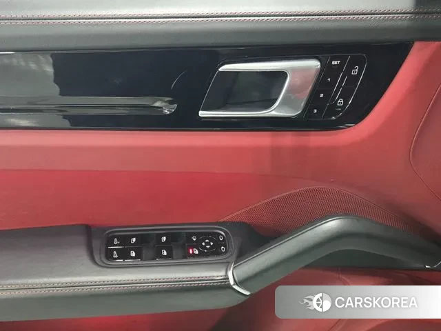 Porsche Cayenne (PO536) id 3269632 из Кореи 8