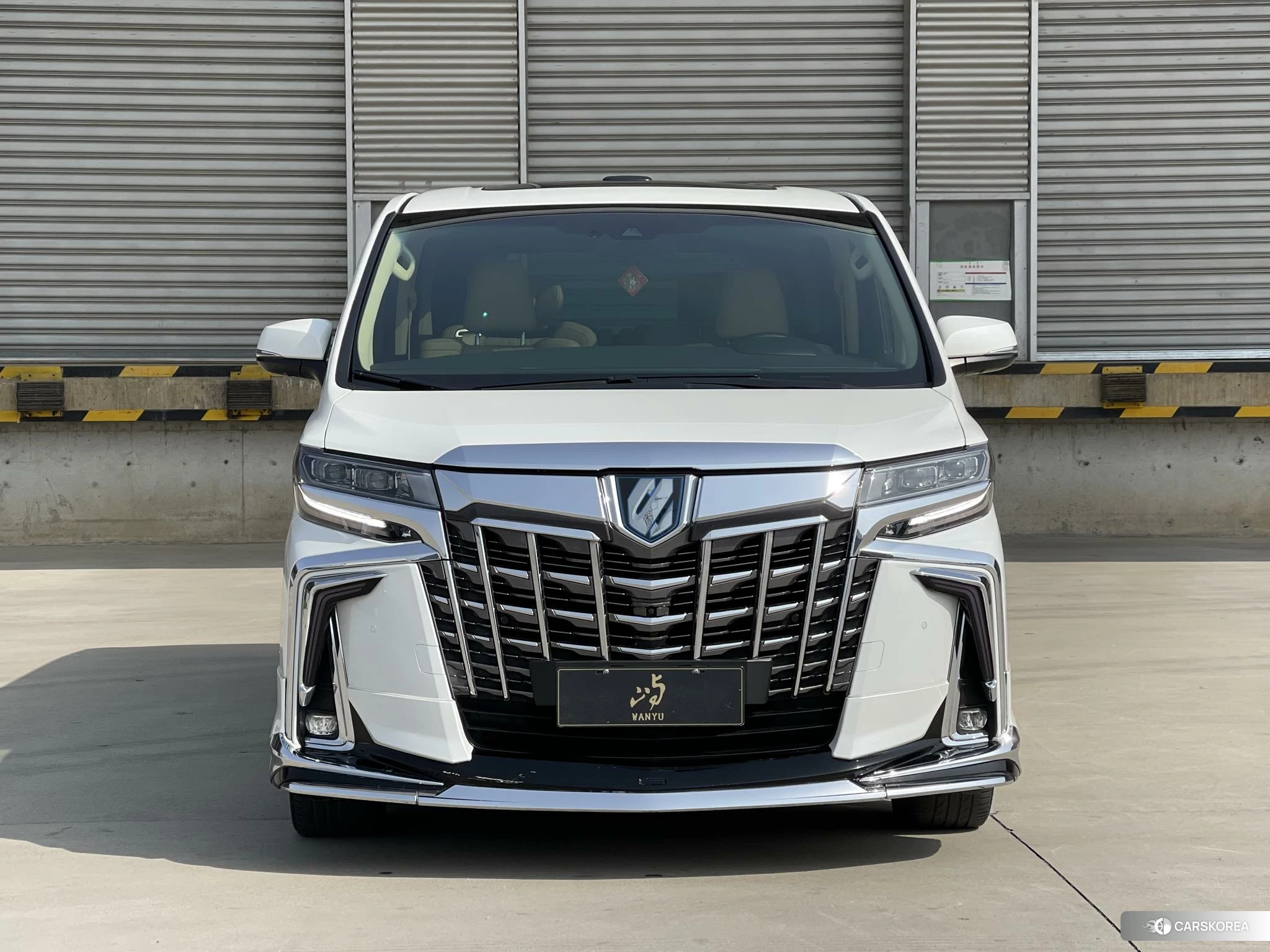 Toyota Alphard id 4510827 из Китая 8