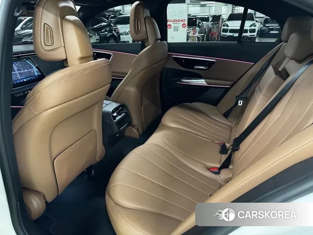 Mercedes-Benz E-Class W214 id 3517681 из Кореи 8