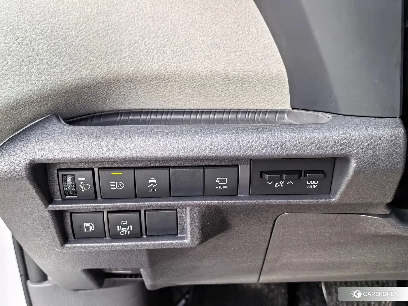 Toyota Granvia id 4644368 из Китая 8