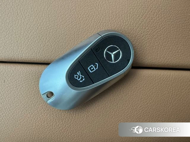 Mercedes-Benz Class C id 4353427 из Китая 8