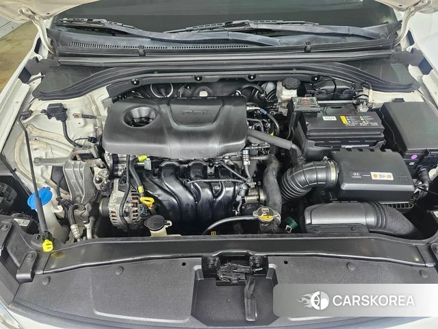 Hyundai Avante AD id 4511751 из Кореи 8