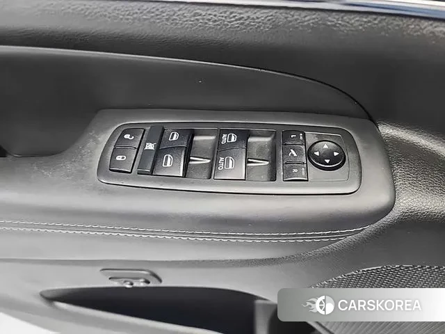 Jeep Grand Cherokee id 3616896 из Кореи 8