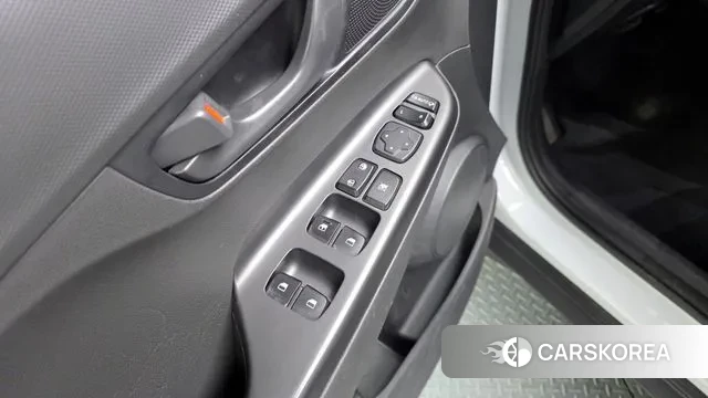 Hyundai Kona id 3176614 из Кореи 8