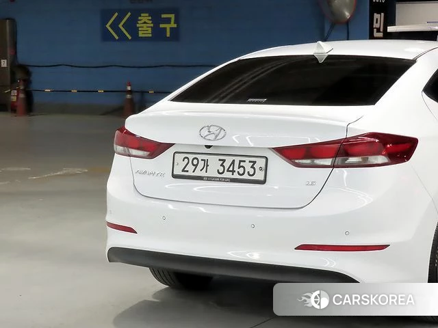 Hyundai Avante AD id 4305208 из Кореи 8