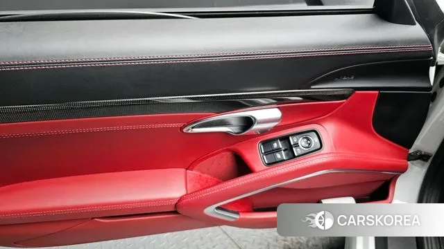 Porsche 718 Boxster id 3617021 из Кореи 8