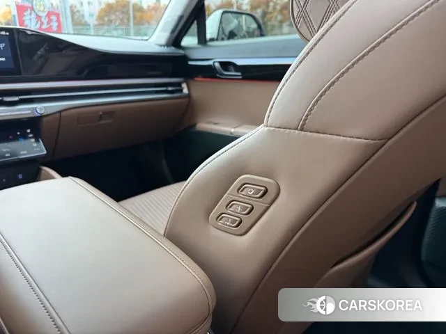 Hyundai Grandeur Hybrid (GN7) id 3360235 из Кореи 8