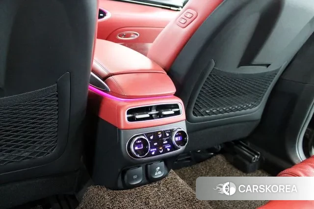 Genesis GV70 id 3660158 из Кореи 8