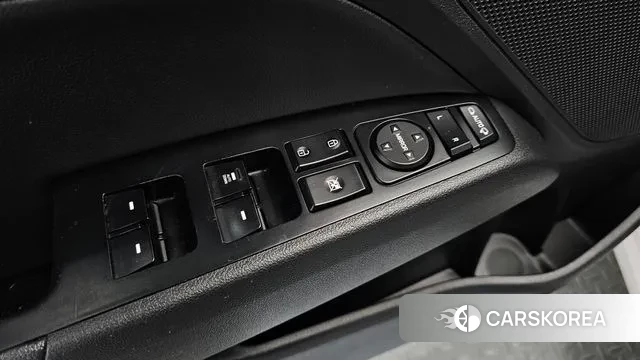 Hyundai Avante AD id 3319847 из Кореи 8