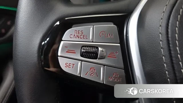 BMW 5 Series (G30) id 3366715 из Кореи 8