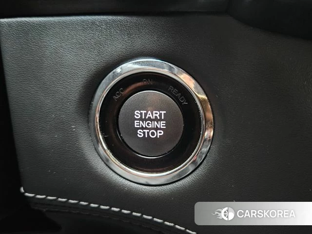 Ssangyong Rexton Sports id 3843819 из Кореи 8