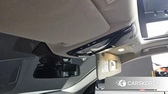 BMW 5 Series (G30) id 3556799 из Кореи 8