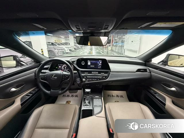 Lexus ES id 4272574 из Китая 8