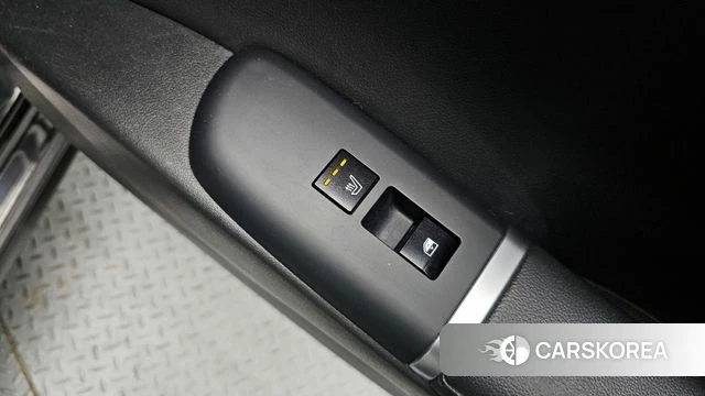 Hyundai Grandeur (GN7) id 3883360 из Кореи 8