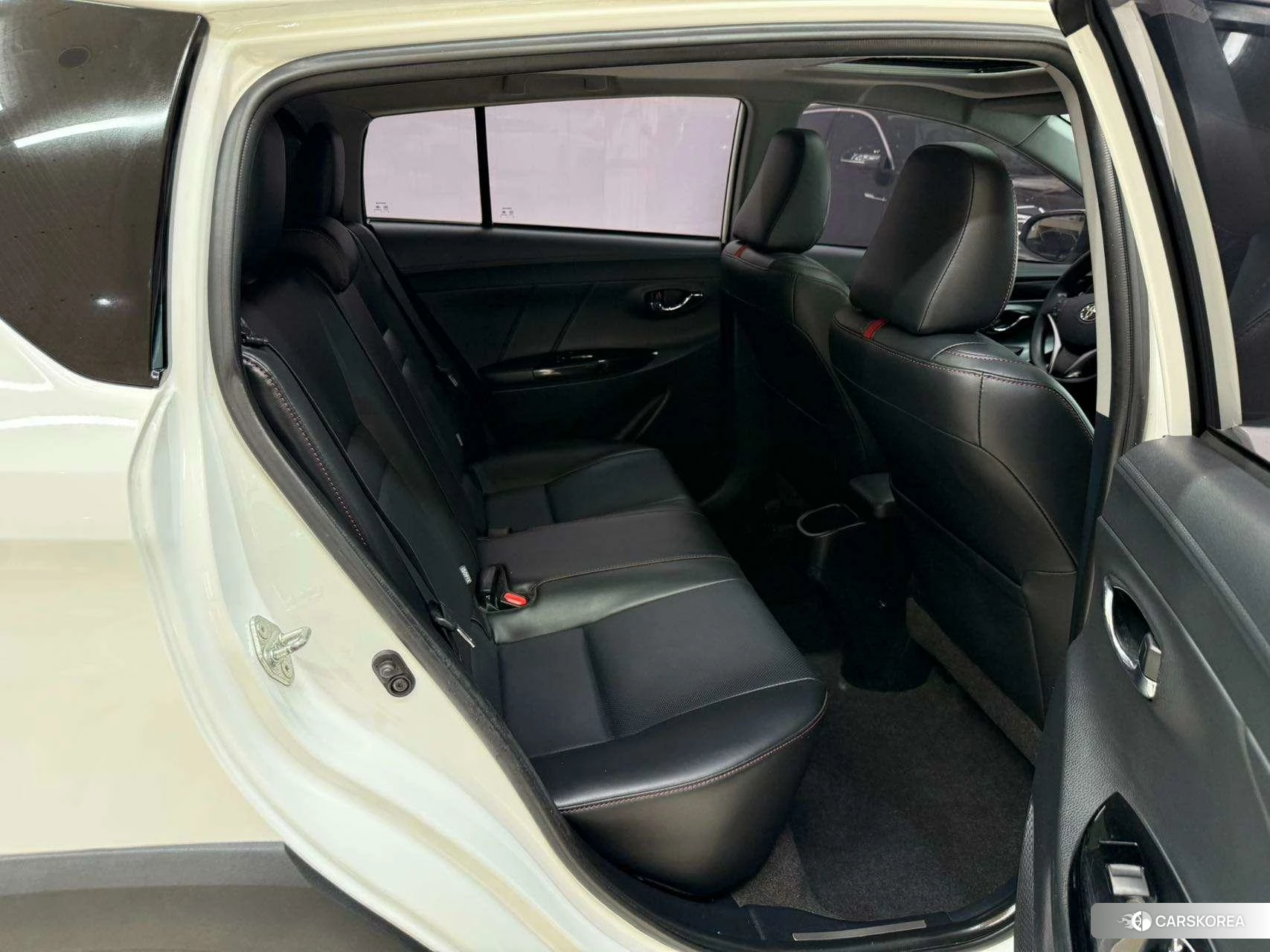 Toyota Yaris L id 4514894 из Китая 8