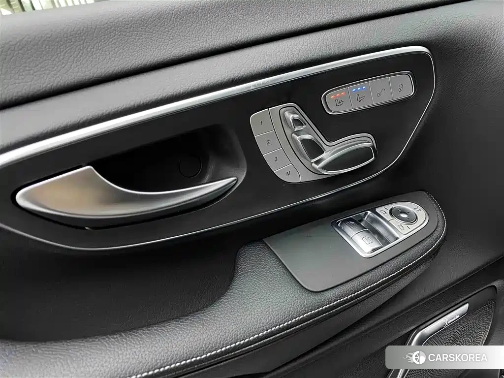 Mercedes-Benz V-Class id 4606866 из Китая 8