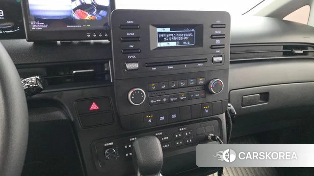 Hyundai Staria id 3952982 из Кореи 8