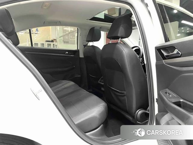 Volkswagen Bora id 4359407 из Китая 8