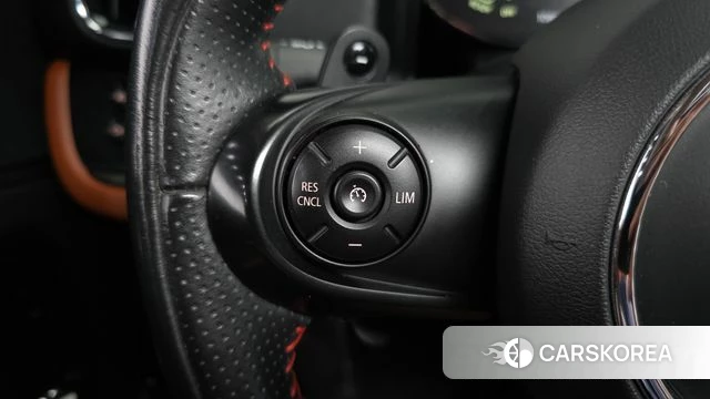 Mini Cooper SD Countryman id 4416212 из Кореи 8